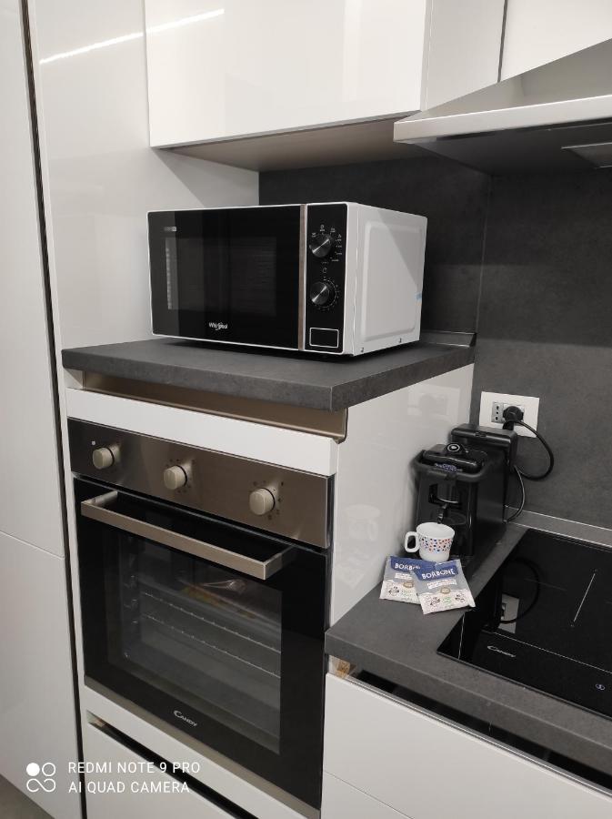 Pama Mar Apartment Imperia Luaran gambar
