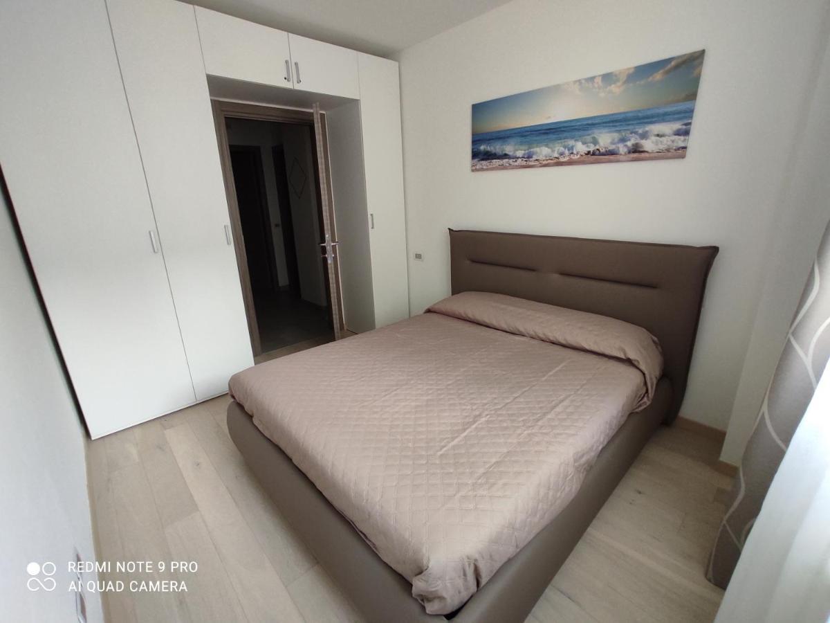 Pama Mar Apartment Imperia Luaran gambar