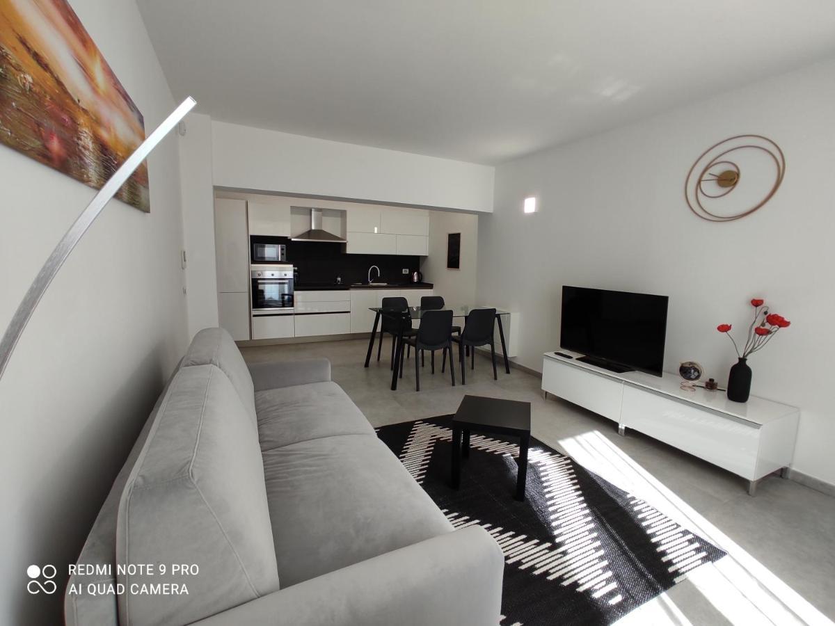 Pama Mar Apartment Imperia Luaran gambar