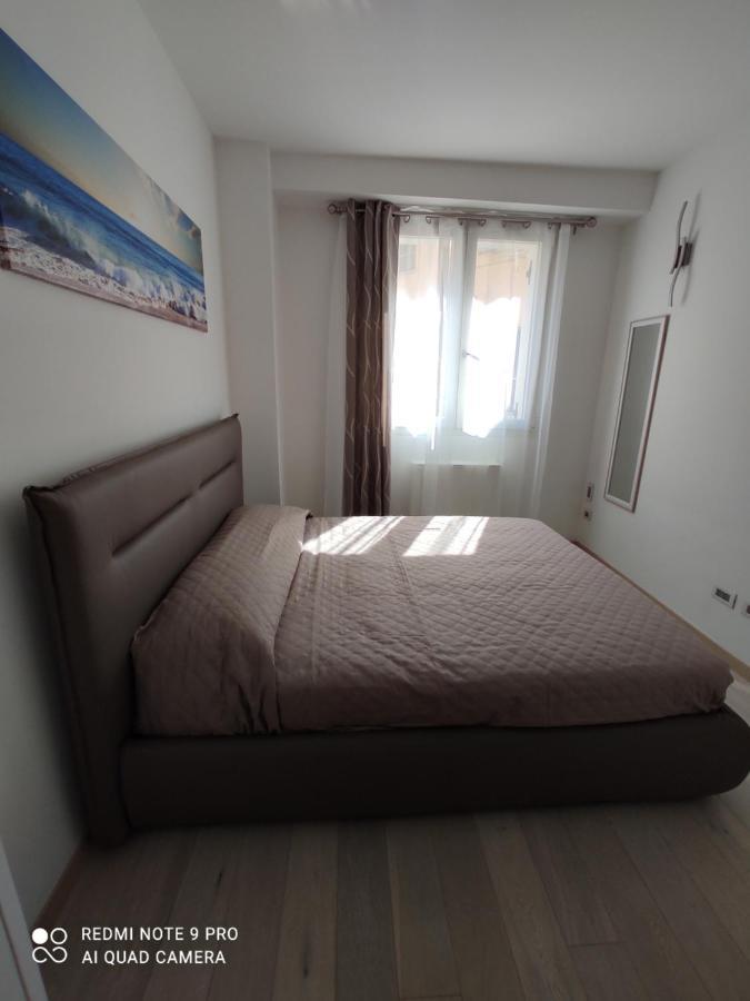 Pama Mar Apartment Imperia Luaran gambar
