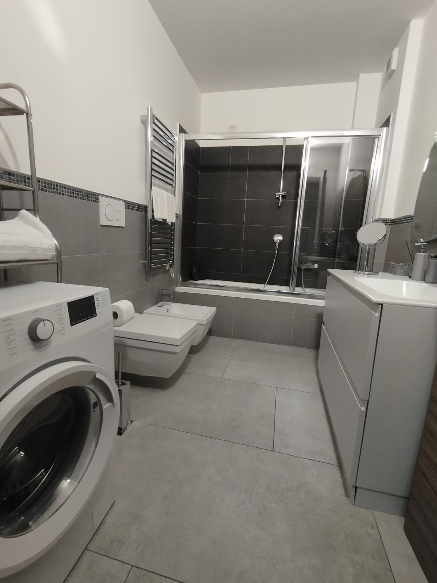 Pama Mar Apartment Imperia Luaran gambar
